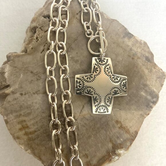 Silpada Sterling Silver 925 Virtuosity Stamped Cross Front Toggle Necklace 17" - Picture 9 of 16